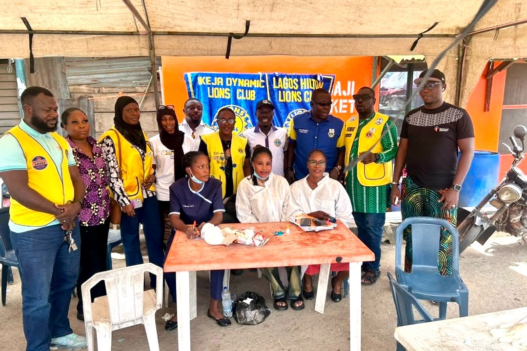 IKEJA DYNAMIC AND LAGOS HILTON LIONS CLUB PROMOTE CLEANER ENVIRONMENT, FREE HEPATITIS B SCREENING IN OGBA MARKET